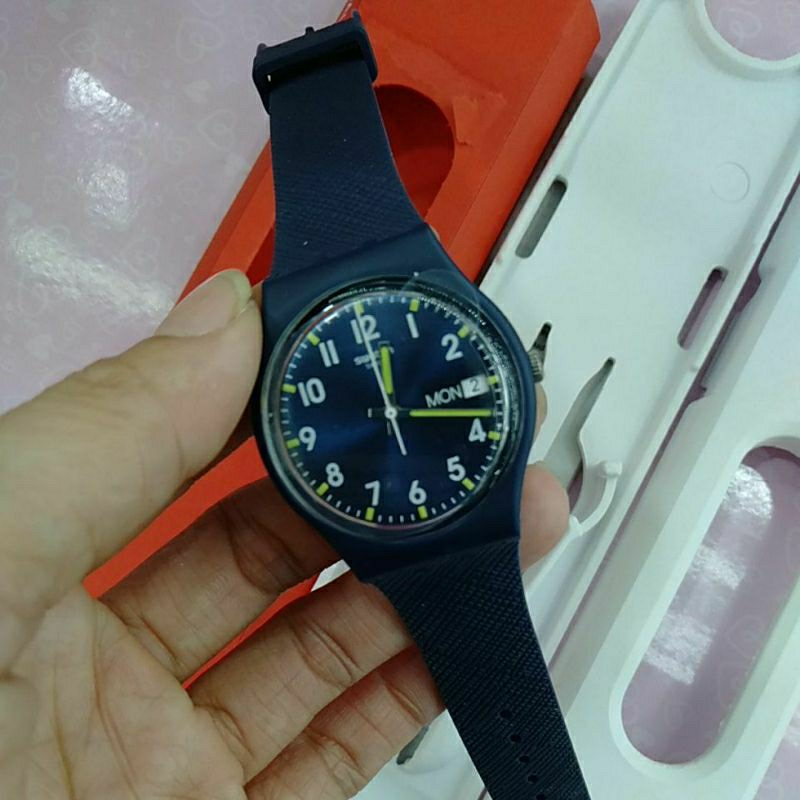 Swatch Analog Jam Tangan Karet Unisex GN718 Sir Blue Original