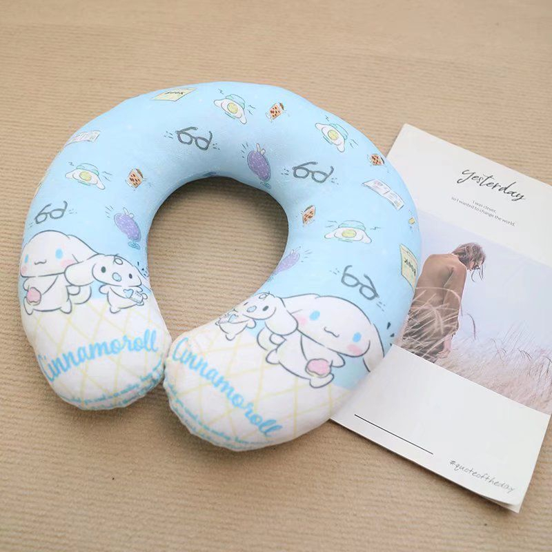 BANTAL LEHER CINNAMOROLL KUROMI MELODY HELLO KITTY POMPOMPURIN LITTLE TWIN STARS KIKI LALA NECK PILLOW