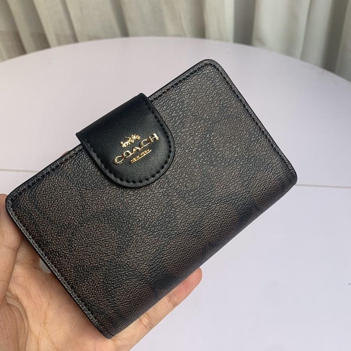 [Instant/Same Day]  0082 COACH Shoppe new ladies medium wallet multi-card card holder, coin purse  qianbao
