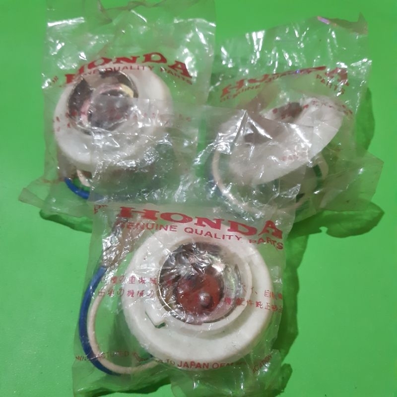 FITTING LAMPU HONDA GL100,CB,WIN 100,GL PRO ORIGINAL JAPAN BARANG BARU NEW OLD STOCK