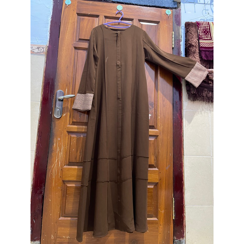 preloved lude abaya