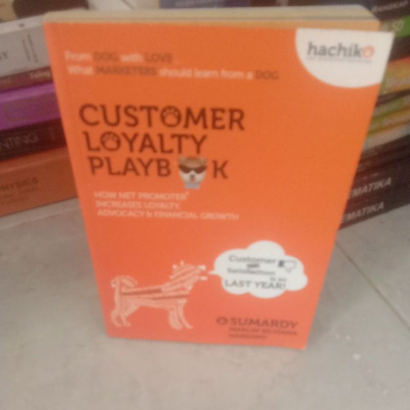 buku  CUSTOMER LOYALTY PLAYBOK