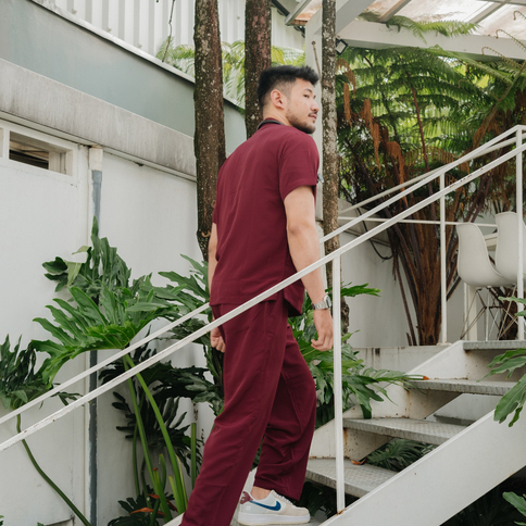 Baju Jaga MANDARIN SS - MAROON Scrubs Theatre Blues First Line Lengan Pendek