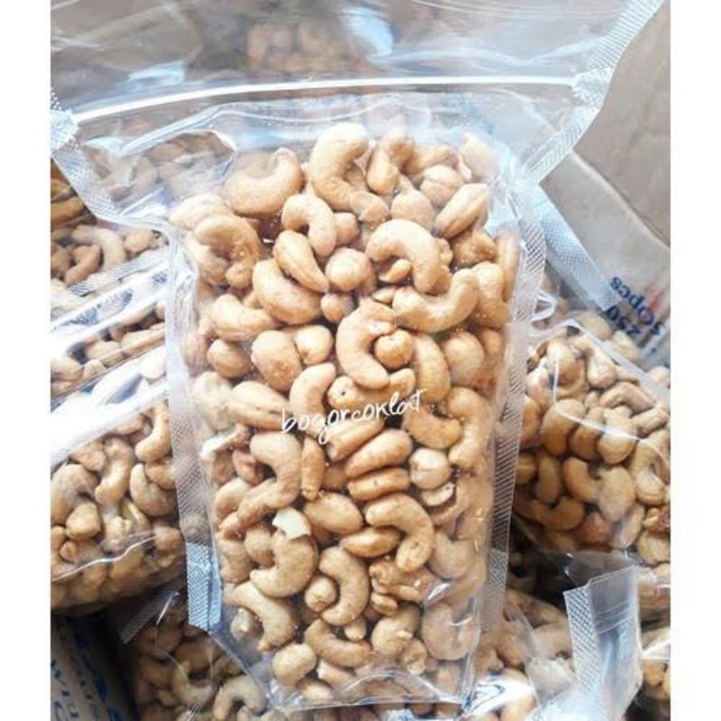 

kacang Mede 500gr