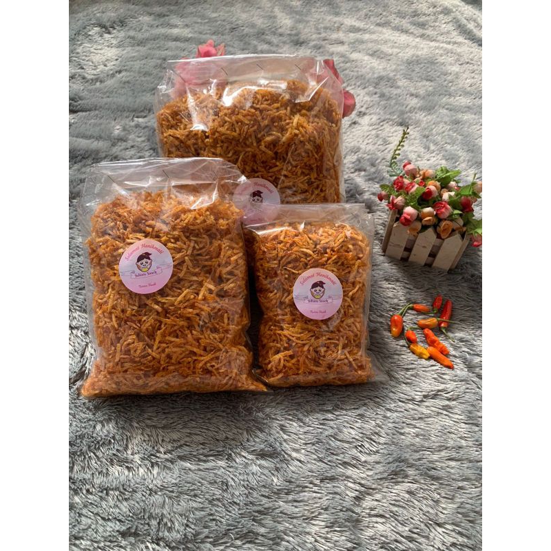 

KENTANG MUSTOFA CRISPY ORIGINAL DAN EXTRA PEDAS 250Gram