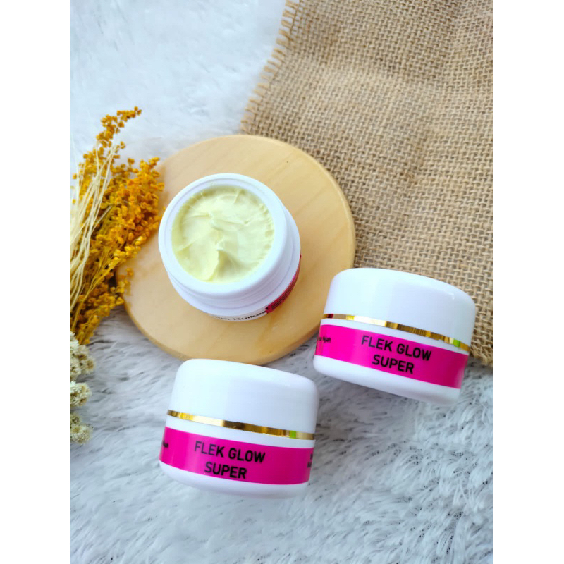 KRIM MALAM FLEK GLOW SUPER