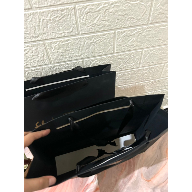 Paper Bag Salvatore Feragamo Paper Bag Pembungkus Kado