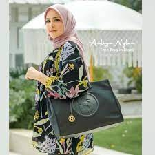 Aaliya Nylon bag buttonscarves Black