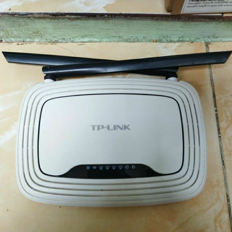 TPLINK WR841N