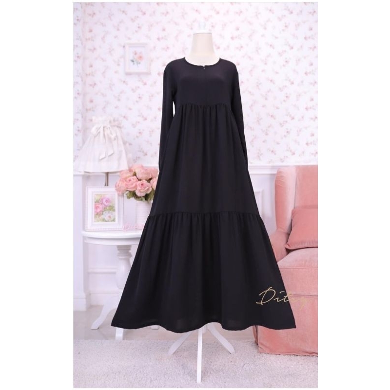 Lelia Black size S by Ditsy