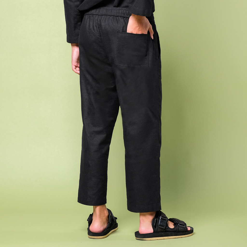 Orca Celana Panjang Maheer Ankle Pants Carbon Black