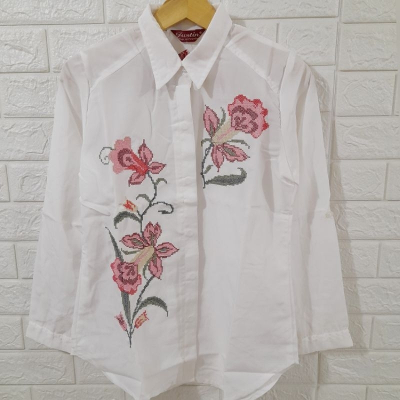 KEMEJA / WANITA  BORDIR BUNGA TERBARU KUDUS PAKAIAN TERBARU KEKINIAN BORDIRAN SULAM STRIMIN PUTIH PA