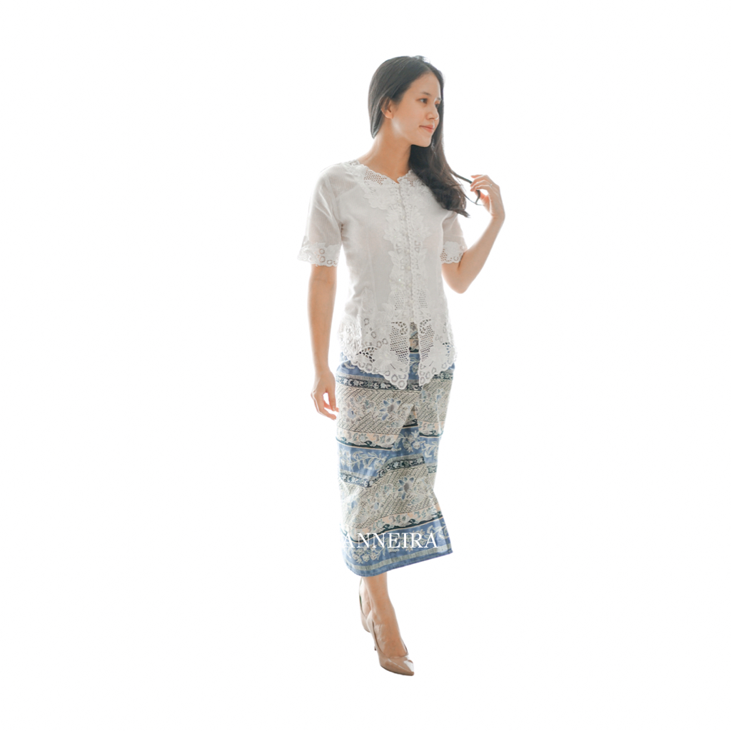 KEBAYA PUTIH MODERN LENGAN PENDEK (LUNA)