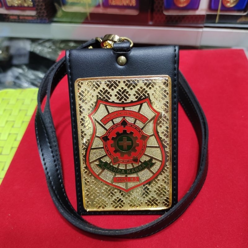 pin AHLI K3 /PENEGAK KETENTUAN K3 / dompet KTA K3