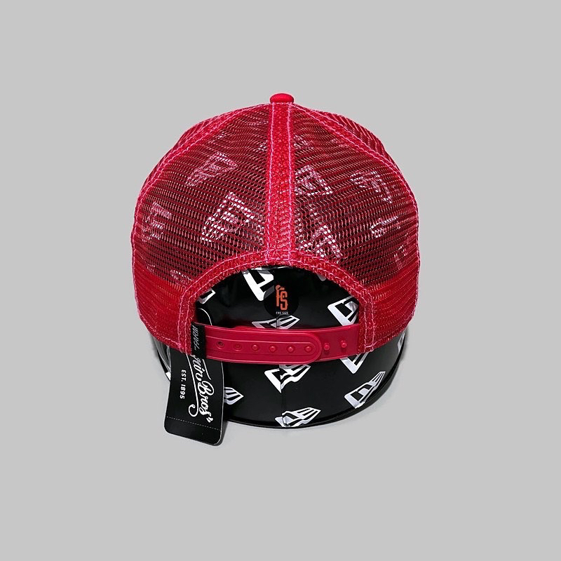 TOPI ORIGINAL GOORIN BROS TRUCKER TONAL COCK RED