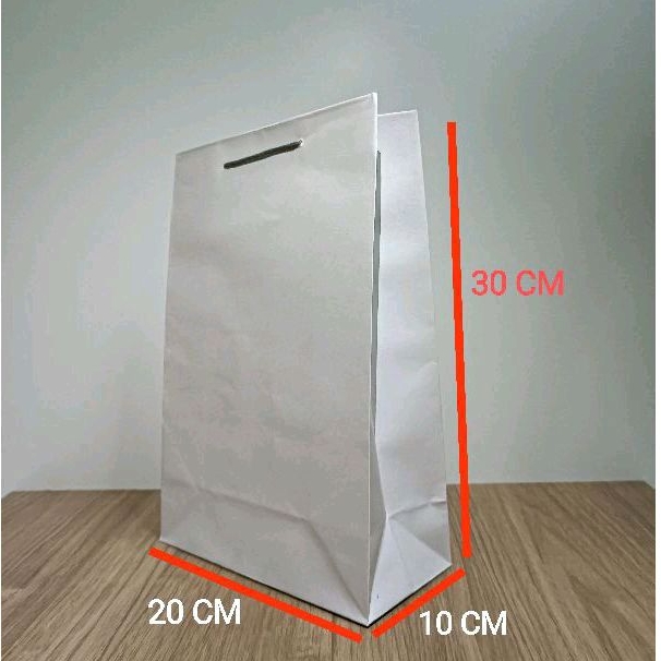 

Paperbag Polos Putih R6 Panjang size 20 x 10 x 30 ( P x L x T) Tas Kertas, Tas Hajatan, Tas Souvenir, Ta Songgong