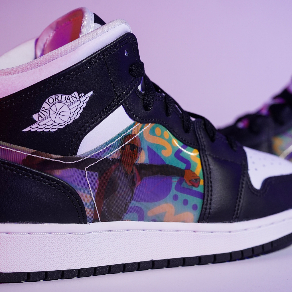 Air Jordan 1 Mid Black White Hologram GS