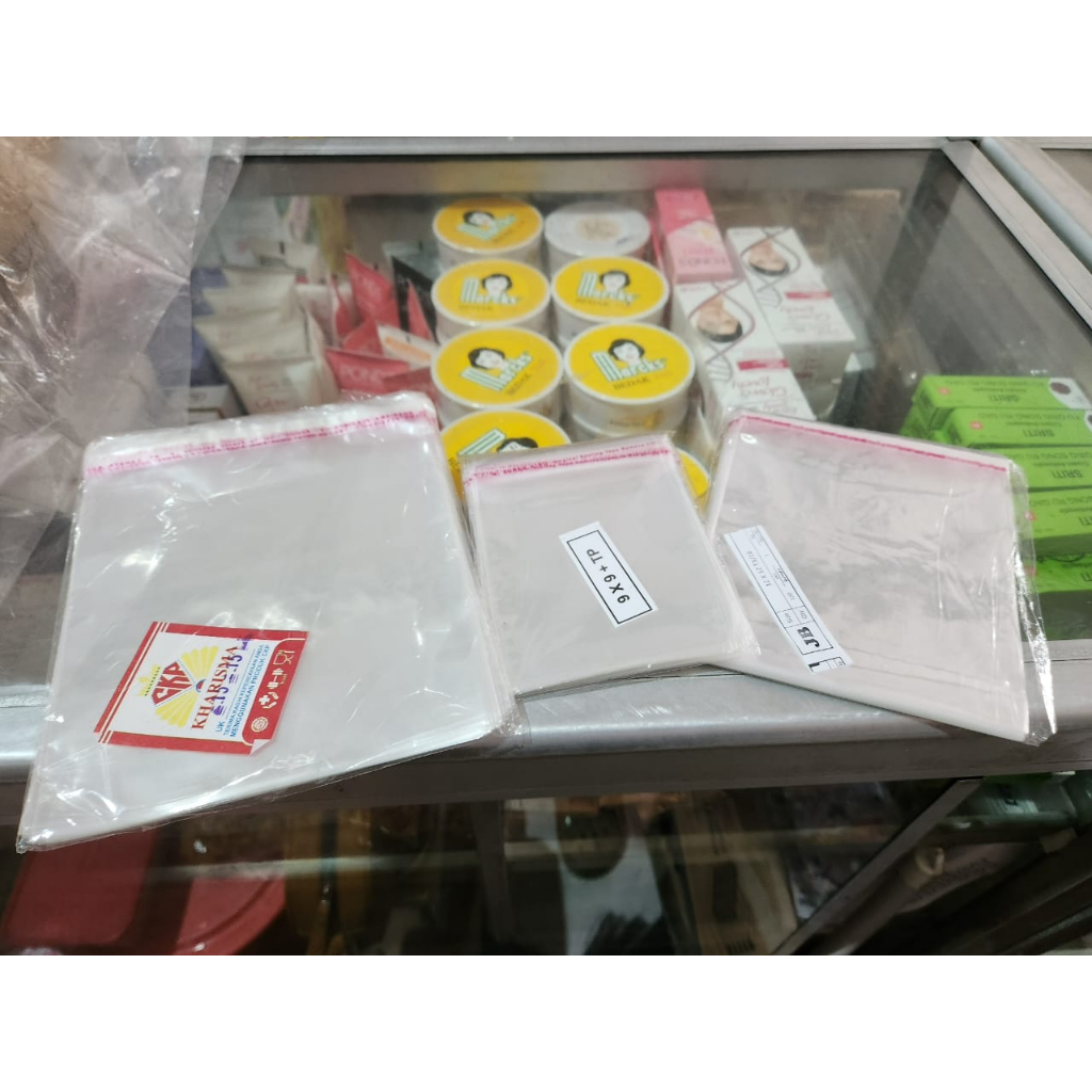 

plastik kue dengan perekat tersedia 30 macam ukuran