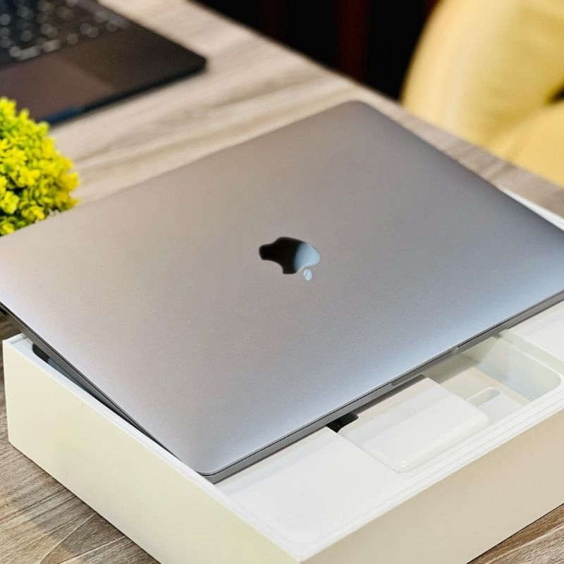 Macbook Pro M1 2020 Touchbar Ram 8Gb Ssd 256Gb Second Ori