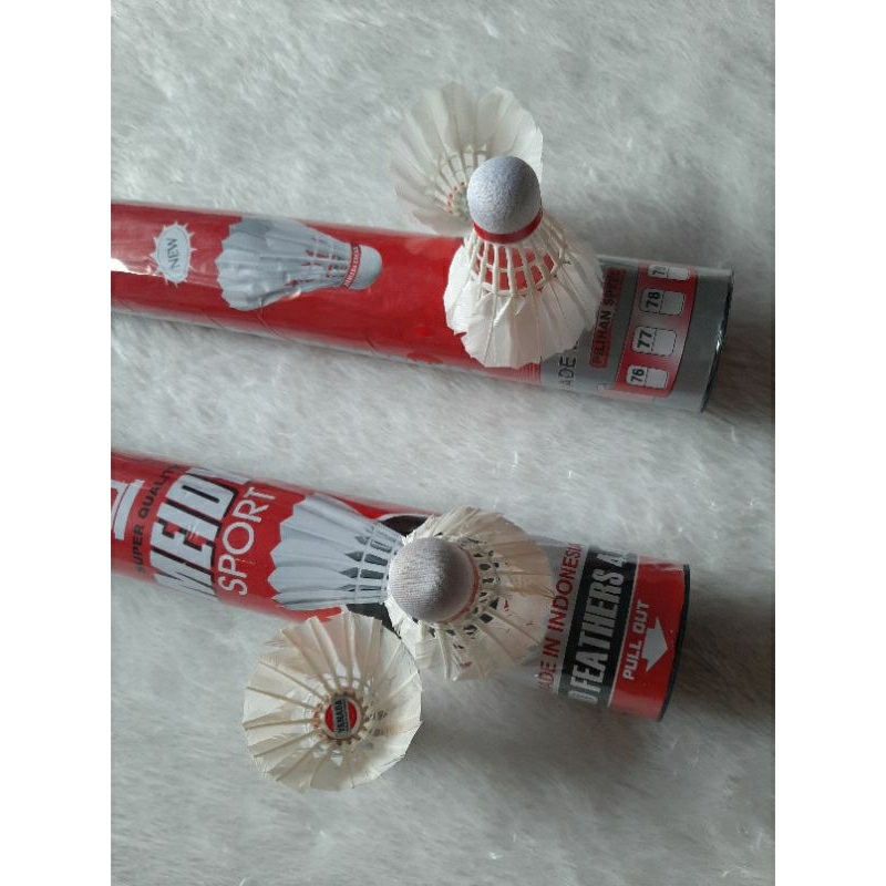 Bola badminton bulutangkis