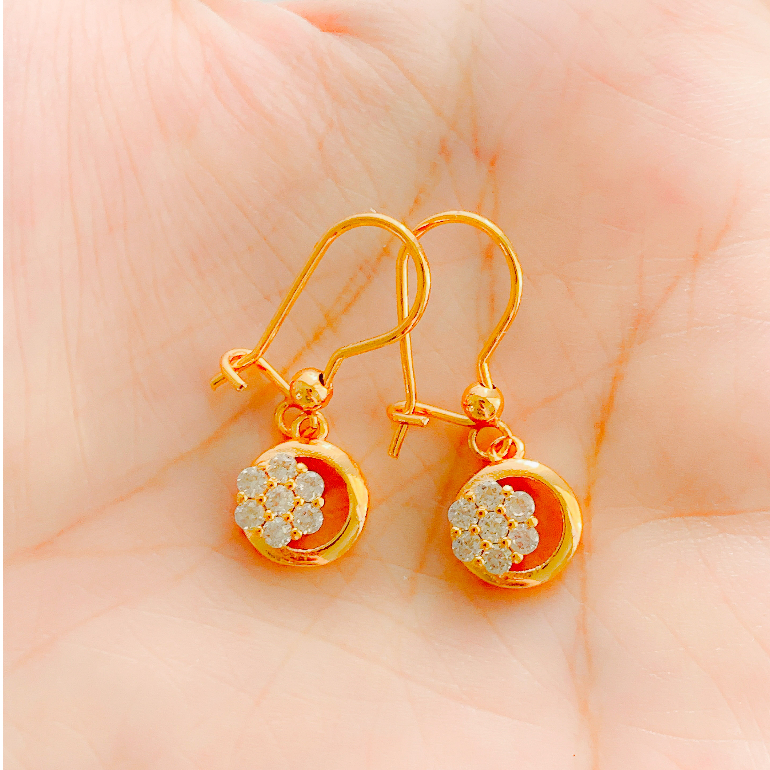 Anting Wanita / Giwang Wanita Bunga Roda Zirconia Gold