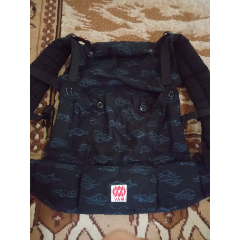 Preloved Gendongan/SSC Mshape VAM Adventure