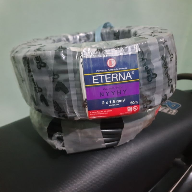 kabel listrik kabel NYYHY 2x1.5 2x1,5 ETERNA kabel serabut HITAM PER METER SNI