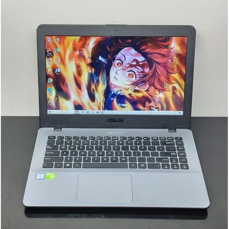 Laptop Asus A422uR Intel core i5 gen 8 RAM 8 GB SSD 256 GB