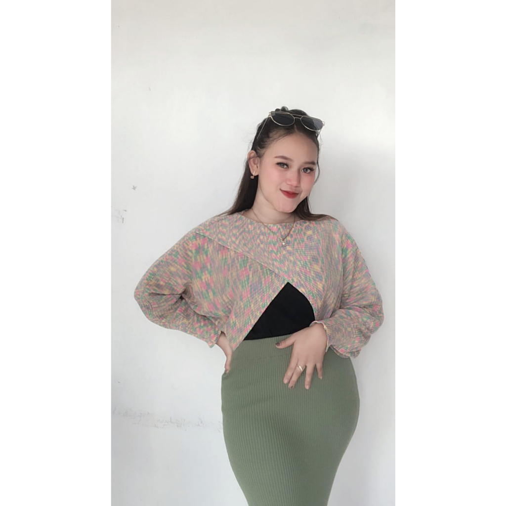 crop top,shea knit rainbow,sweater crop