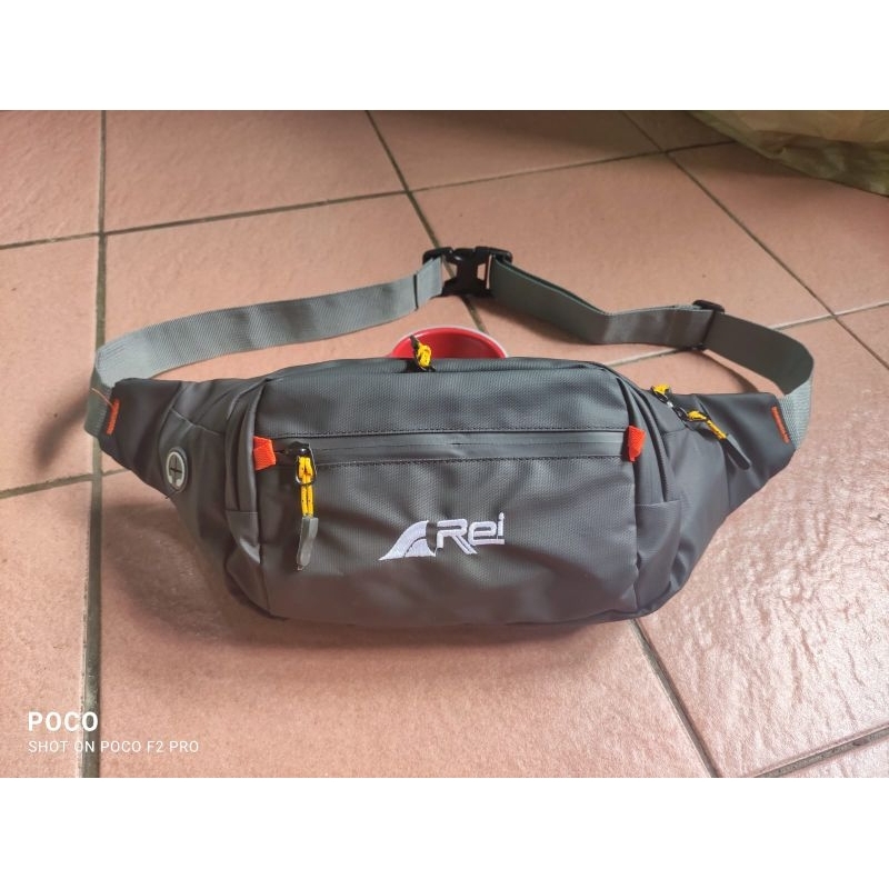 TAS PINGGANG AREI PRIA TAS WAISTBAG WATERFROOP