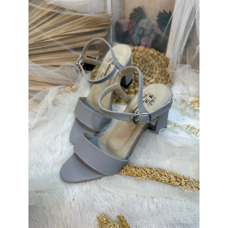 sandal wanita aurosa abu tali 7cm chunky