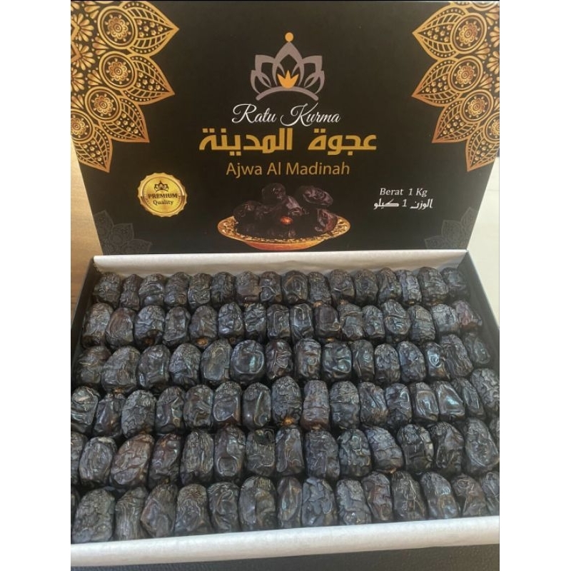 

Kurma ajwa madinah 1kg premium Ratu kurma