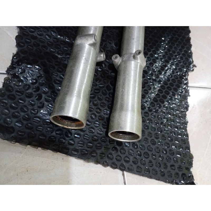 TABUNG SHOCKBREAKER DEPAN HONDA WIN ORIGINAL JIALING