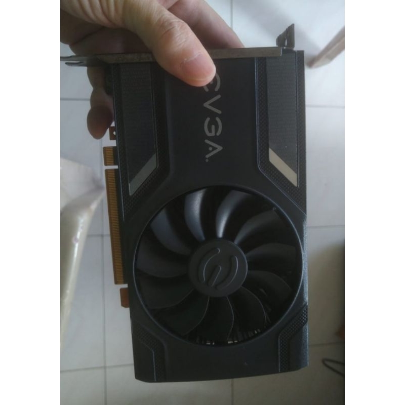 VGA EVGA P106 P106-100 6Gb Tanpa Output Bekas Kondisi Normal