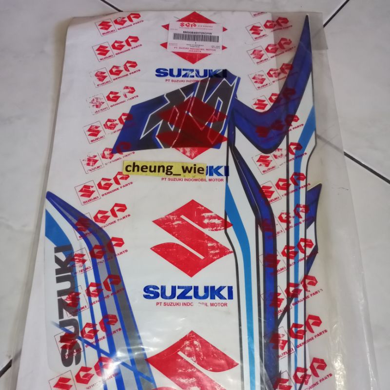 68000B45H70NGHW Lis body striping  stiker suzuki smash titan 115 SR CW 2012 biru Hitam ori SGP