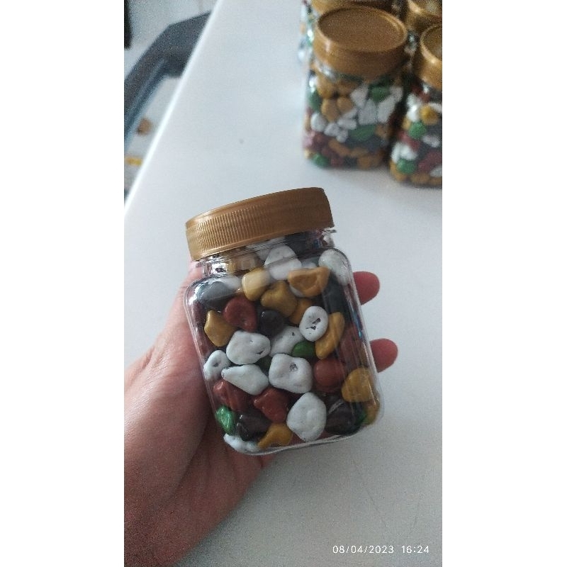 

Cokelat kerikil kemasan toples 200 gram