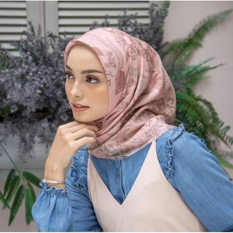 Heaven Lights - Adeline Scarf IVA Preloved