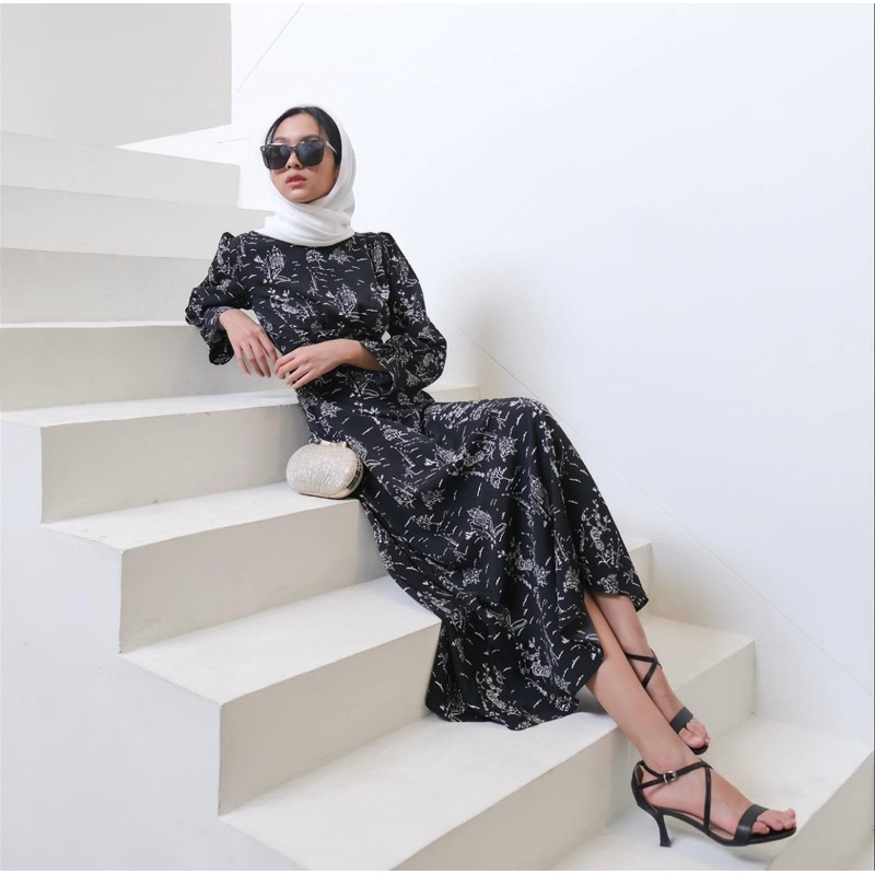 POPPY MOCK NECK LONGDRESS HIJAB FRIENDLY KOREA - BAJU MUSLIM - GAMIS WANITA ELEGANT - PRINT DRESS KONDANGAN FORMAL KOREA - DRESS PESTA - MAXI DRESS - BRIDESMAID DRESS - HADIAH / KADO ULTAH CEWEK