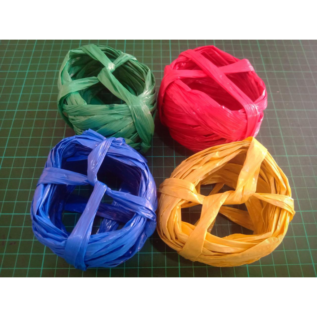 

Tali Plastik / Tali Rafiah / Tali Rapiah Hitam 10 gr