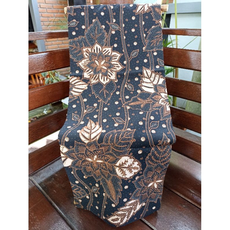 (BUNGA TERATAI) Kain Batik Motif