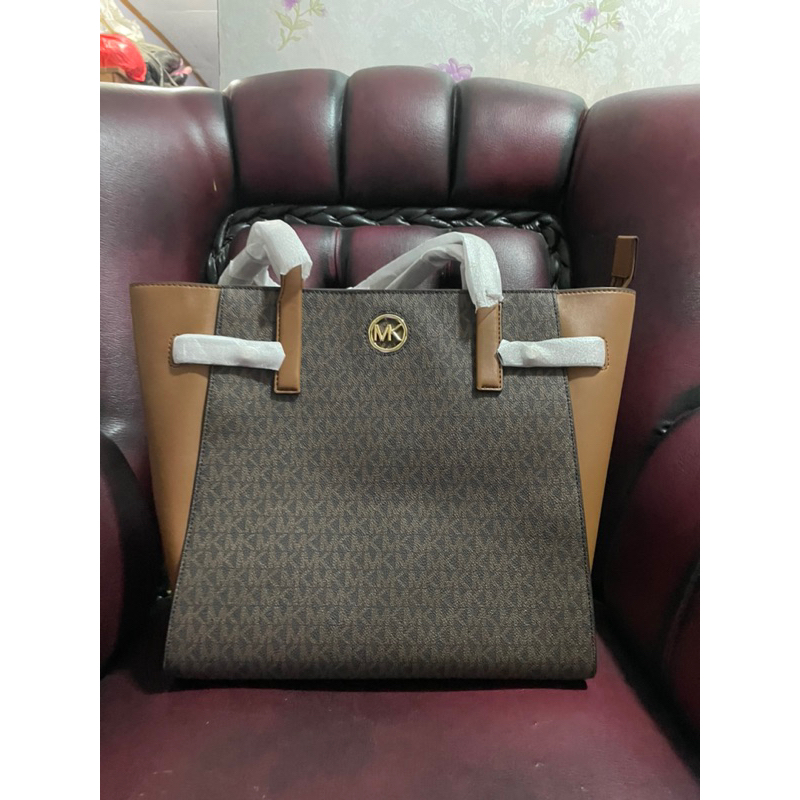 Preloved NBU totebag merk *Coach