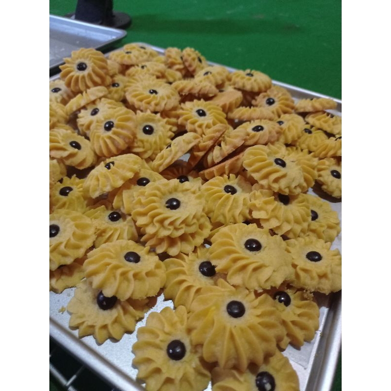 

Aneka Kue Kering/Kue Lebaran/Hampers raya berat 500 Gr