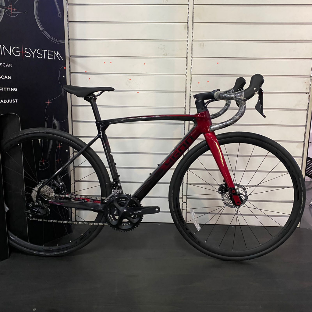 Sepeda Balap Polygon Strattos S7D Disc Brake
