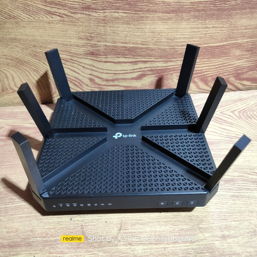 TP-Link AC3200 Wireless Wi-Fi Tri-Band Gigabit Router (Archer C3200)
