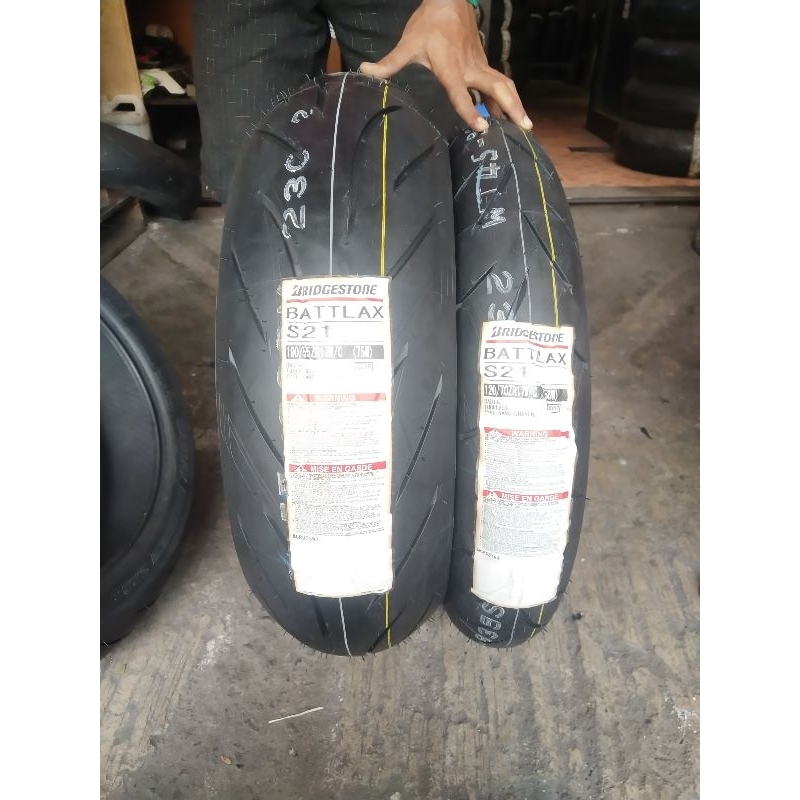 Ready Stok ban Battlax Batlax S22 dan S21 ready ukuran 120 70 17 150 60 17 160 60 17 180 55 17 190 5