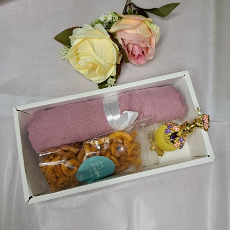 

PAKET HAMPERS A / PAKET HADIAH