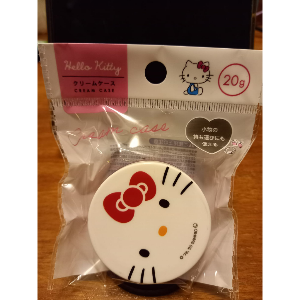 Daiso Sanrio Cream Case Hello Kitty