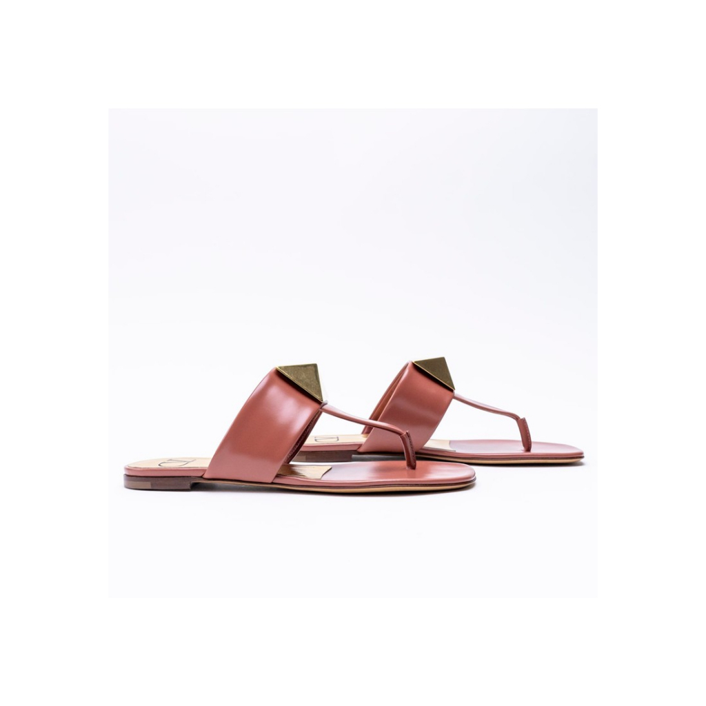 VLTN Garavani One Stud Thong Sandal Ginger Bread