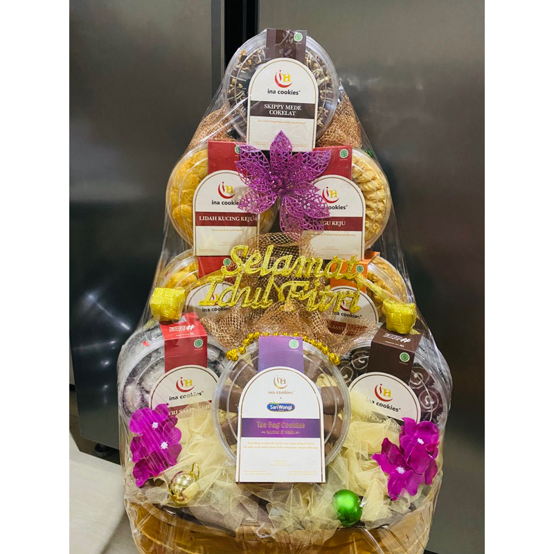 

READY PARCEL LEBARAN HAMPERS MEWAH CANTIK MURAH isi kue kering INA COOKIES