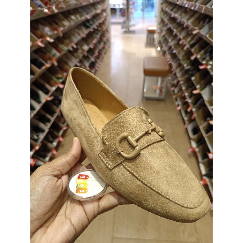 GARNER FLAT LOAFER TAUPE SUEDE 223172 - FLATSHOES CHRISSIE BY PAYLESS